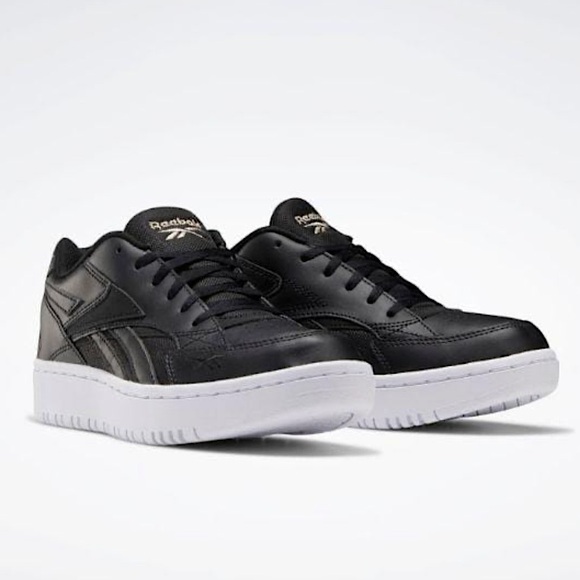 Reebok Women's Club C Double Revenge Sneakers in Perfect Condition - Picture 4 of 6